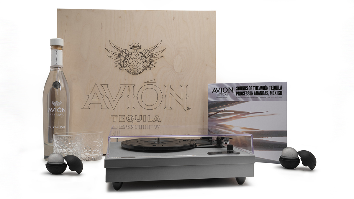 Tequila Avión Introduces Avión Listening Experience