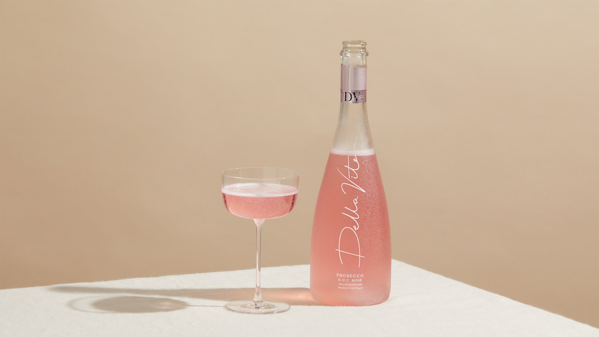 Delevingne Sisters Add Prosecco Rosé To Della Vite Range