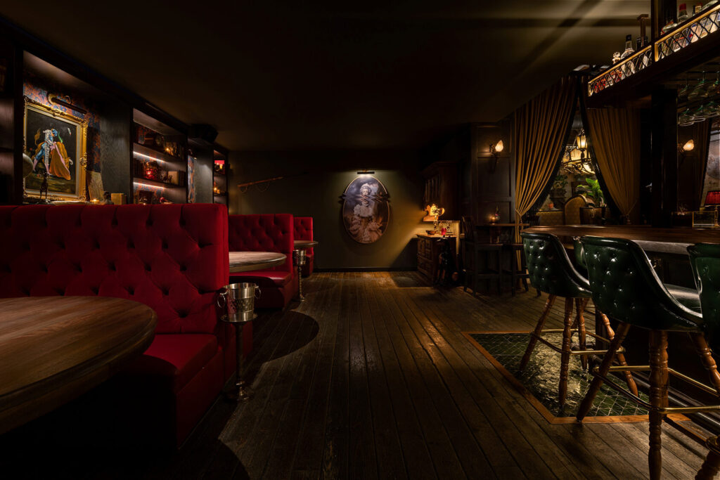 Doberman_Interior_credit Anthony Mair