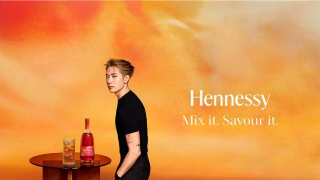 Hennessy Jackson Wang Mid-Autumn Festival with-Limited-Edition-VSOP-and-XO-Cognac-Bottles